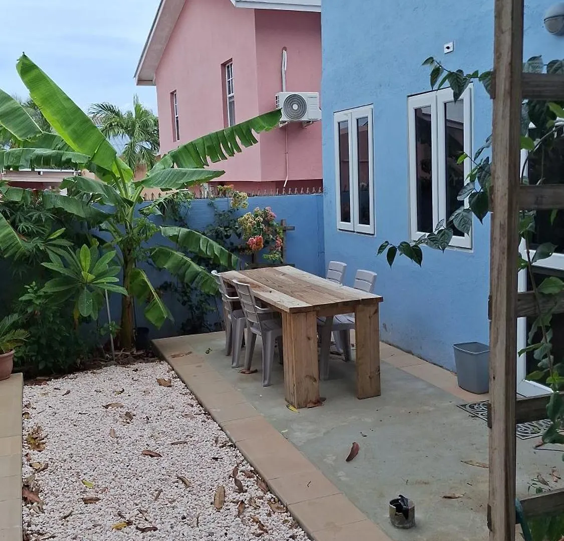 דירה וילמסטאד Sunset Heights 2 Bedroom Appartment