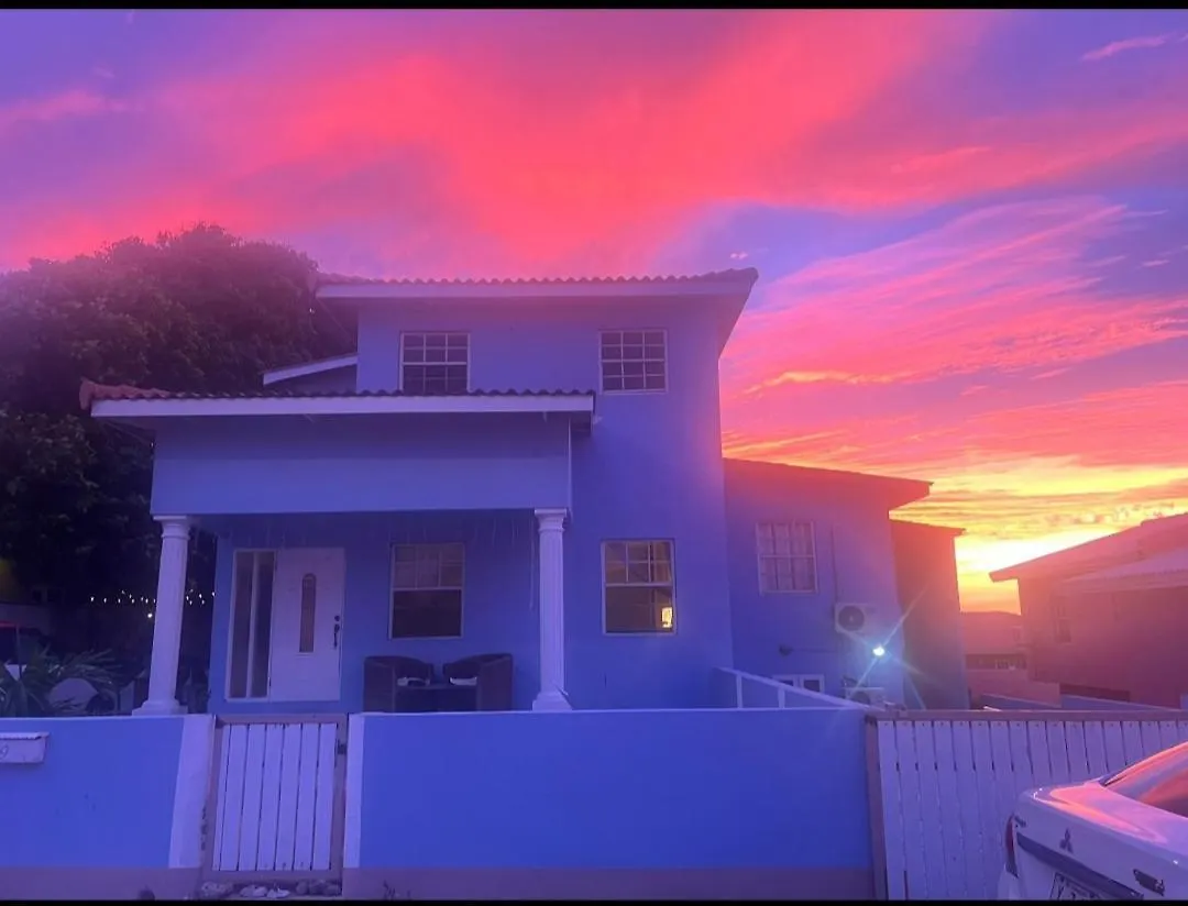 דירה וילמסטאד Sunset Heights 2 Bedroom Appartment